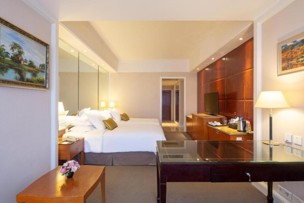 Kai Wah Plaza International Hotel Куньмін Екстер'єр фото