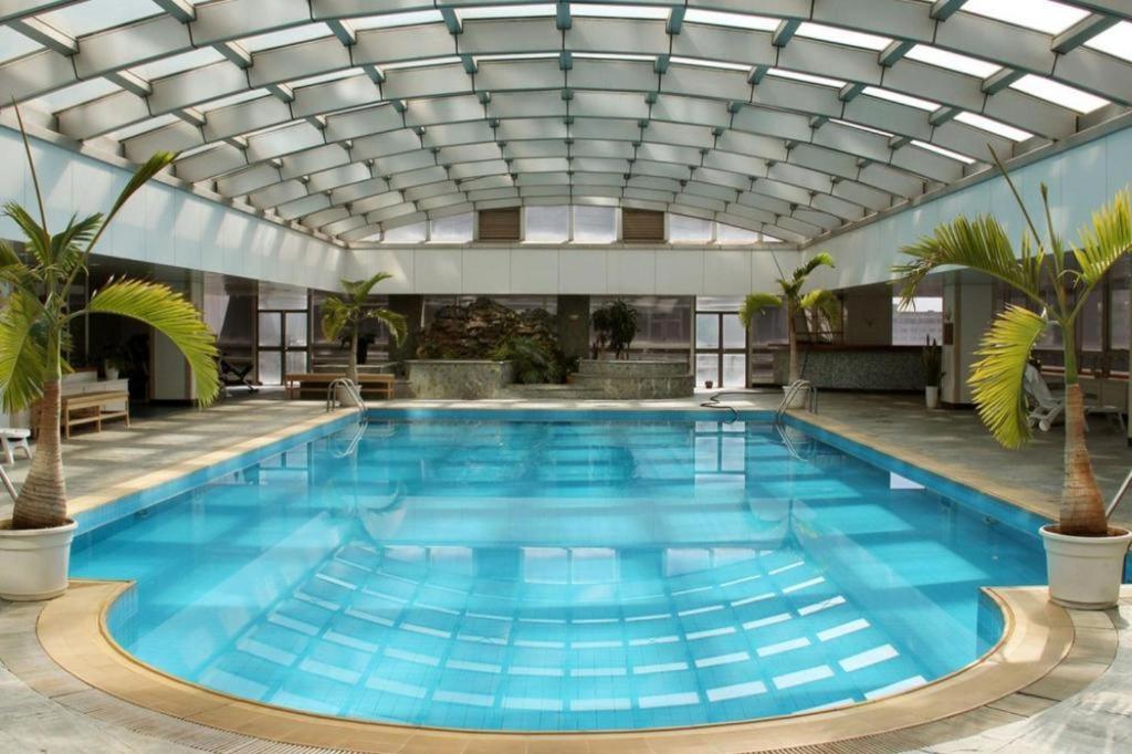 Kai Wah Plaza International Hotel Куньмін Екстер'єр фото